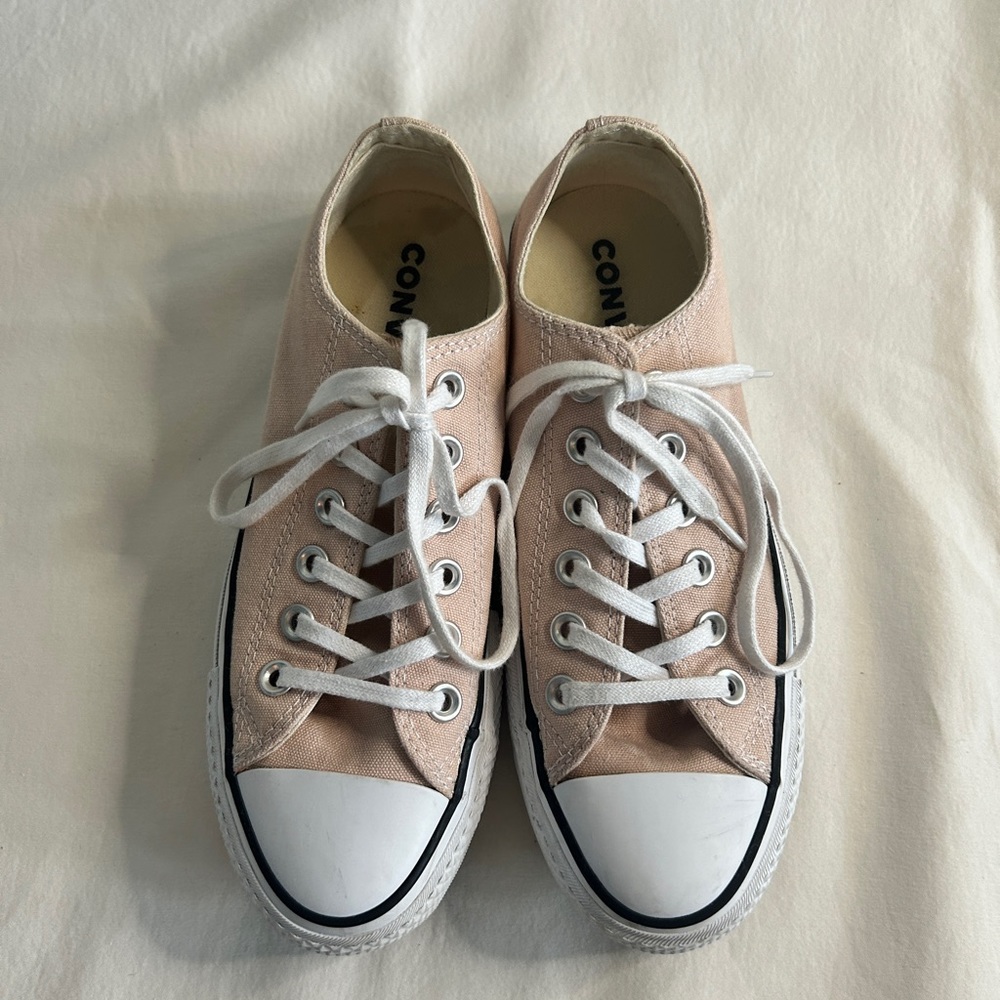 Converse Chuck Taylor Low Top Peach All Star Lift Platform Sneakers Size 6 Women